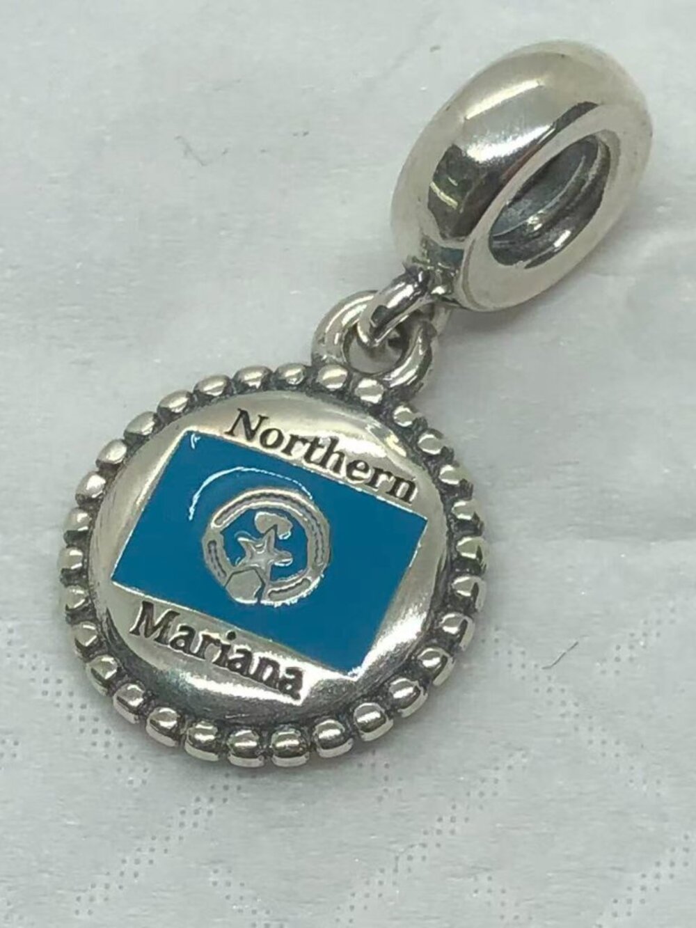 ✨ ✨Pandora Flag of the Northern Mariana Islands Exclusive Dangle charm - Picture 2 of 3